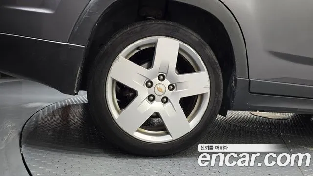 ChevroletGMDaewoo Orlando 2012 thumb 5