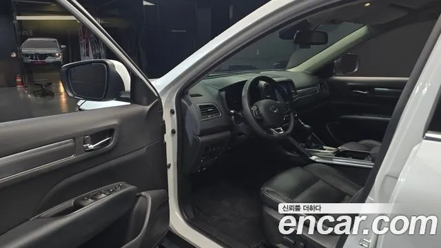 Renault-KoreaSamsung Koleos 2019 thumb 10