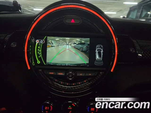 MINI Hatch 2017 thumb 6