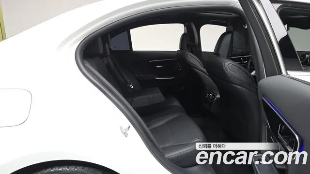 Mercedes-Benz C-Класс 2024 thumb 10