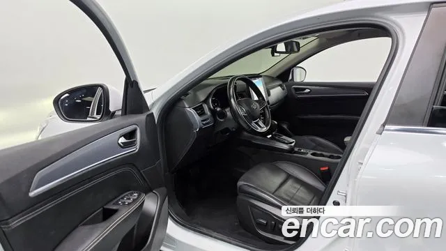 Renault-KoreaSamsung Arkana 2020 thumb 10
