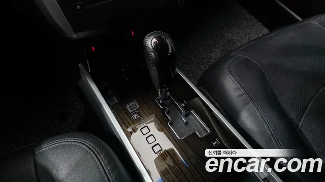 Renault-KoreaSamsung Latitude 2011 thumb 9