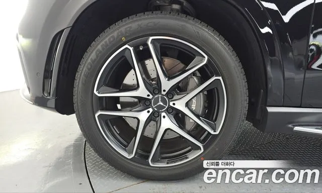 Mercedes-Benz GLE 2023 thumb 5