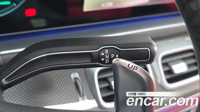 Mercedes-Benz GLE 2023 thumb 9