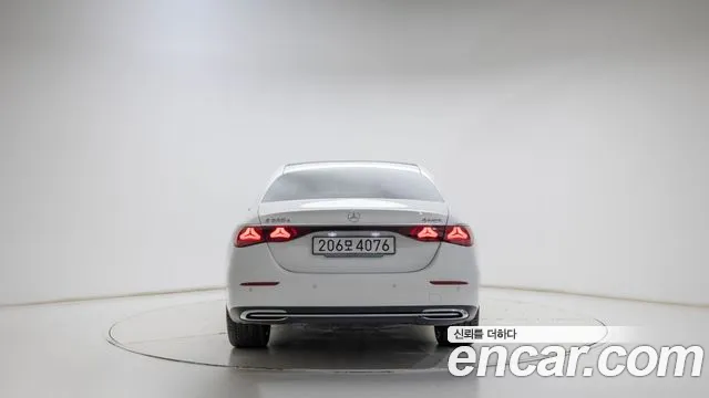 Mercedes-Benz E-Класс 2025 thumb 4