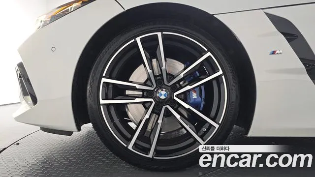 BMW Z4 2025 thumb 4