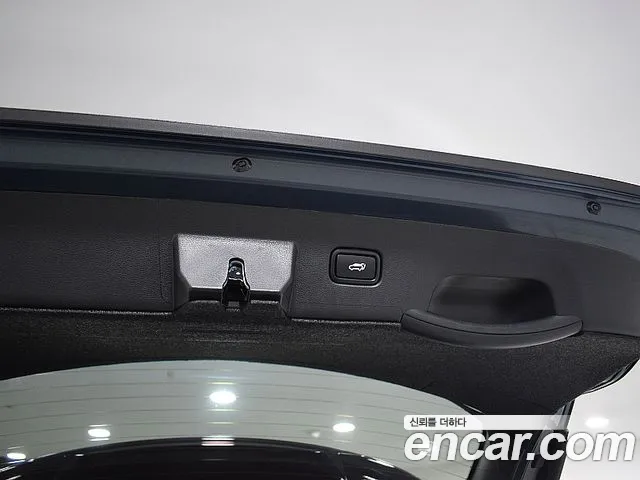 Kia Sportage 2025 thumb 4