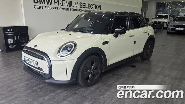 MINI Hatch 2022 thumb 2