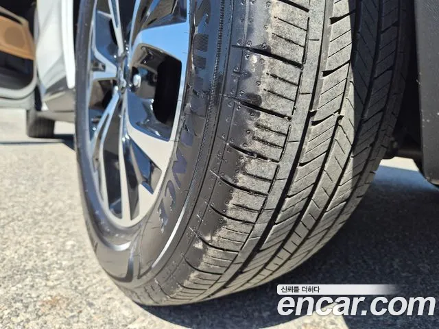 Kia Carnival 2023 thumb 10