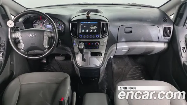 Hyundai Starex 2020 thumb 7