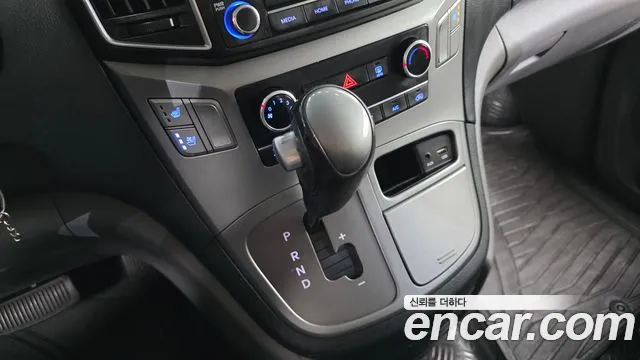Hyundai Starex 2020 thumb 9
