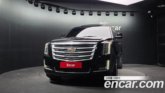Cadillac Escalade 2017 thumb 3