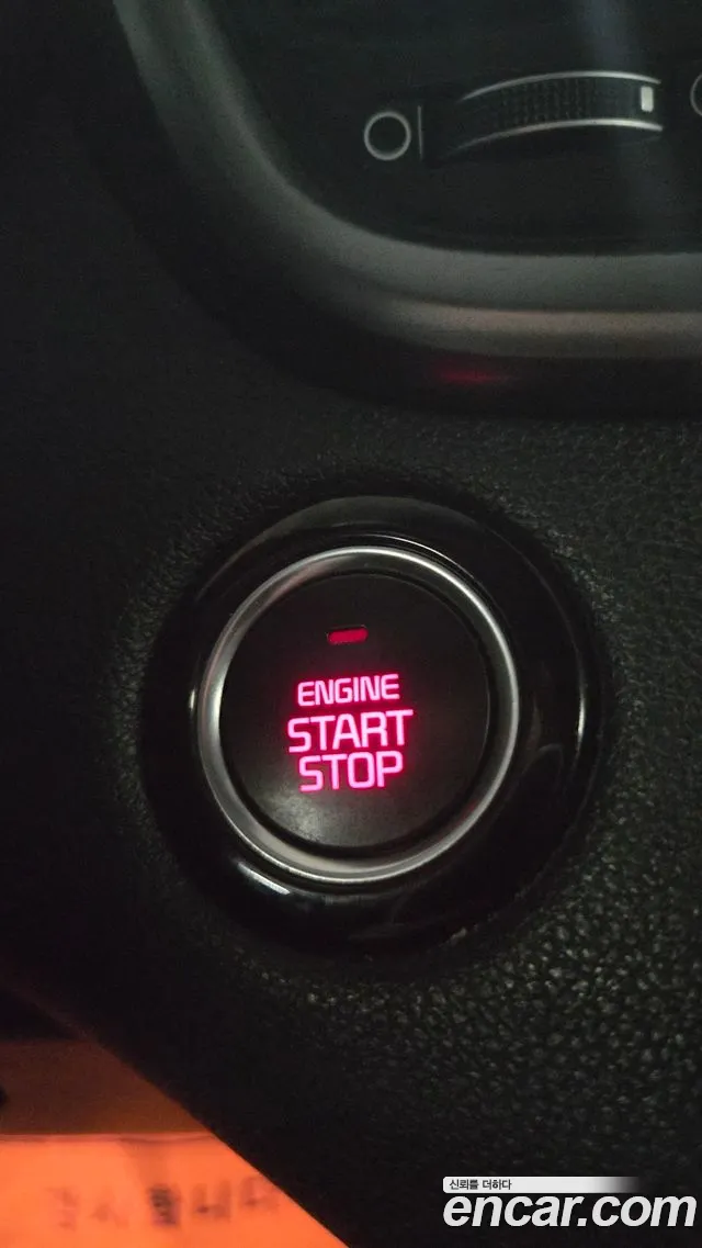 Kia Sorento 2015 thumb 12