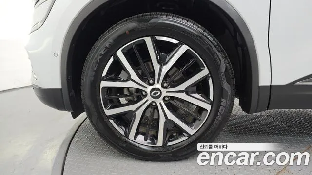 Renault-KoreaSamsung Koleos 2022 thumb 5
