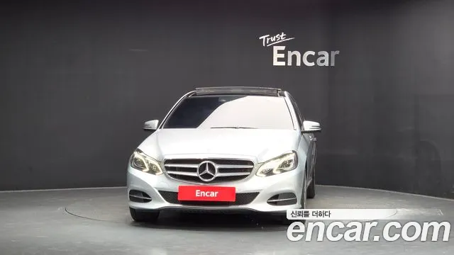 Mercedes-Benz E-Класс 2014 thumb 2