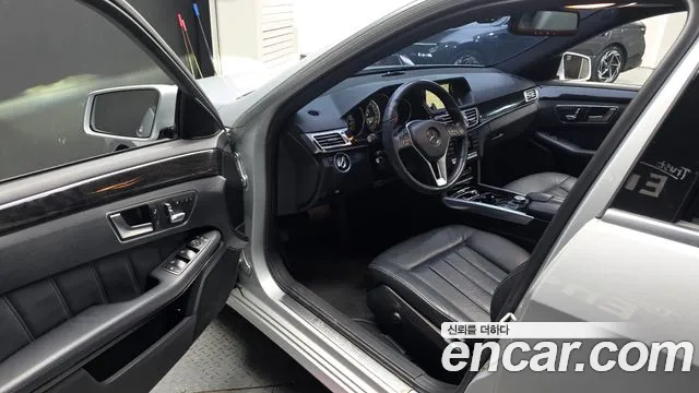 Mercedes-Benz E-Класс 2014 thumb 9