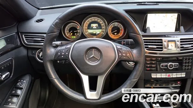 Mercedes-Benz E-Класс 2014 thumb 11