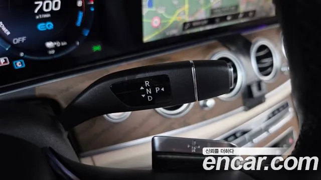 Mercedes-Benz E-Класс 2021 thumb 9
