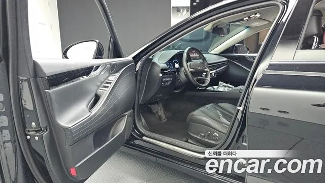 Genesis G80 2023 thumb 10
