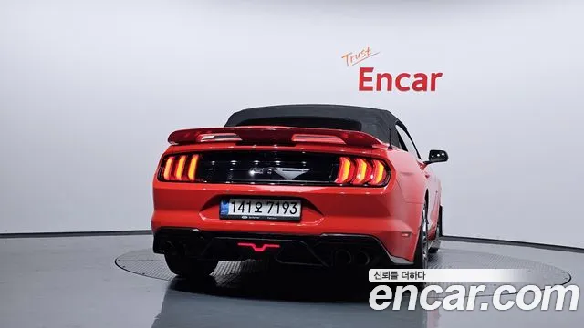 Ford Mustang Mach-E 2020 thumb 4