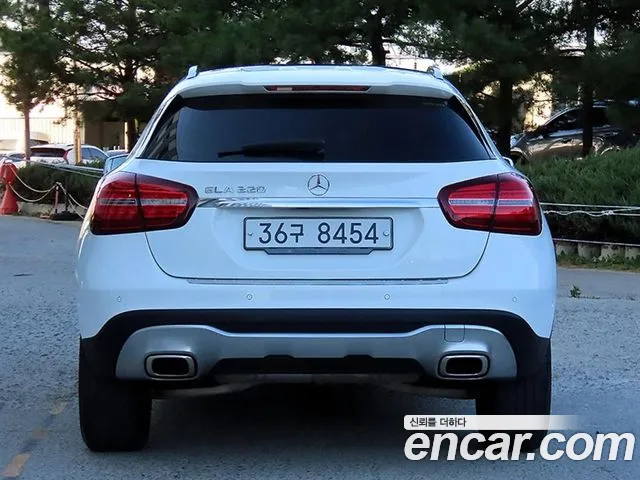 Mercedes-Benz GLA 2019 thumb 4