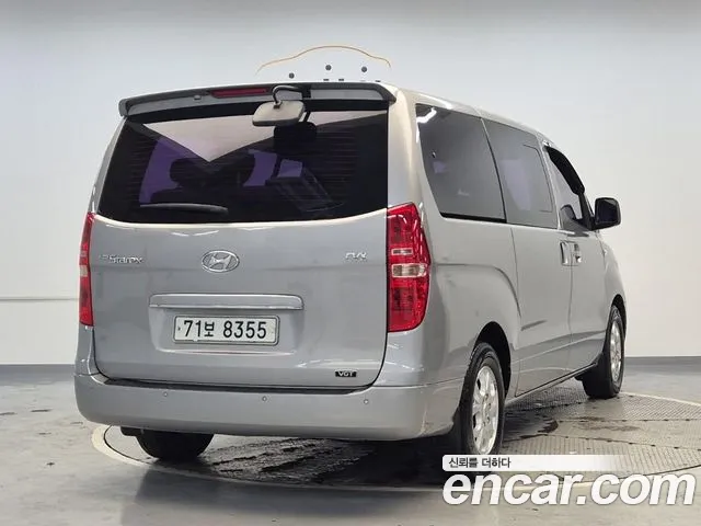 Hyundai Starex 2012 thumb 3