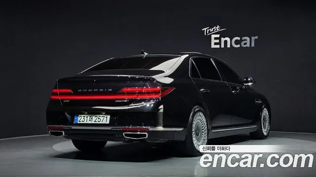 Genesis G90 2019 thumb 2