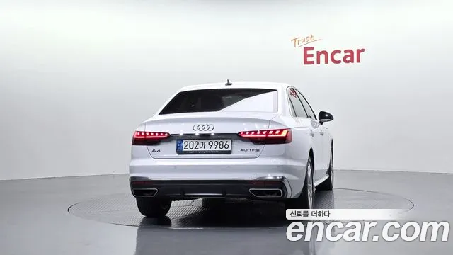 Audi A4 2021 thumb 4