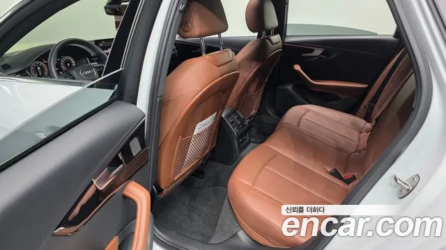 Audi A4 2021 thumb 12