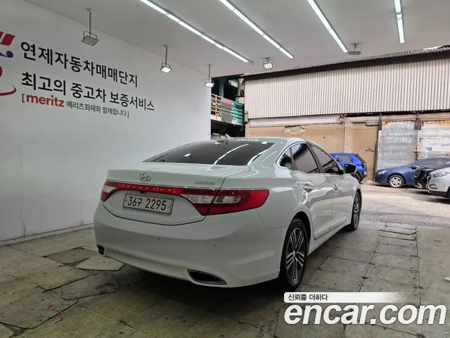 Hyundai Grandeur 2013 thumb 6