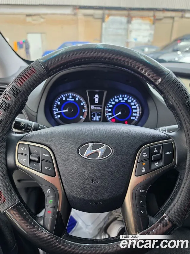 Hyundai Grandeur 2013 thumb 8