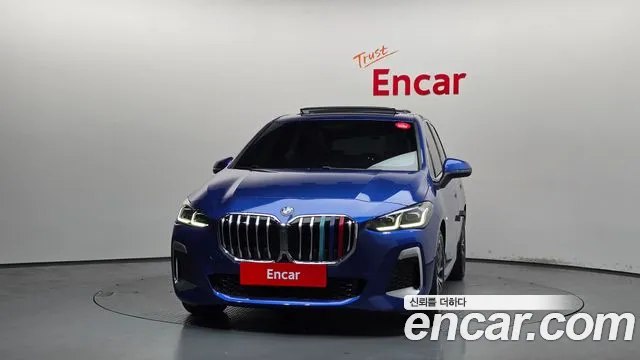 BMW 2-Series 2023 thumb 3