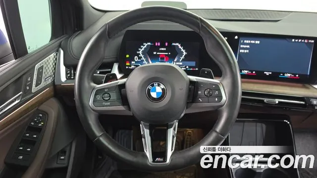 BMW 2-Series 2023 thumb 12