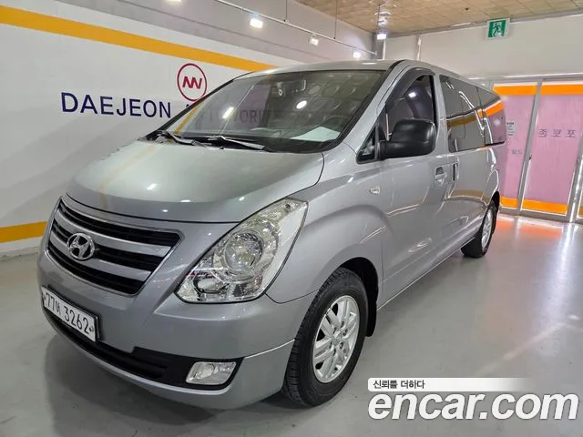 Hyundai Starex 2016 thumb 2