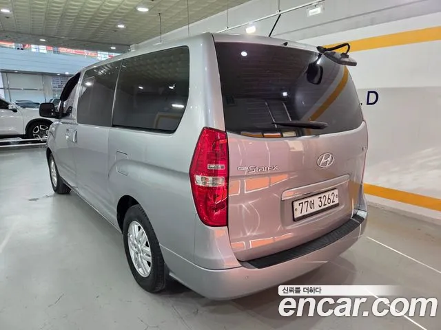 Hyundai Starex 2016 thumb 6