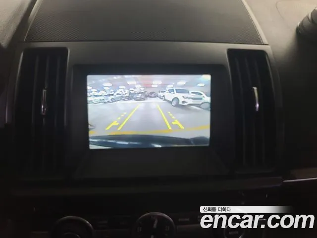 Land Rover Freelander 2013 thumb 10