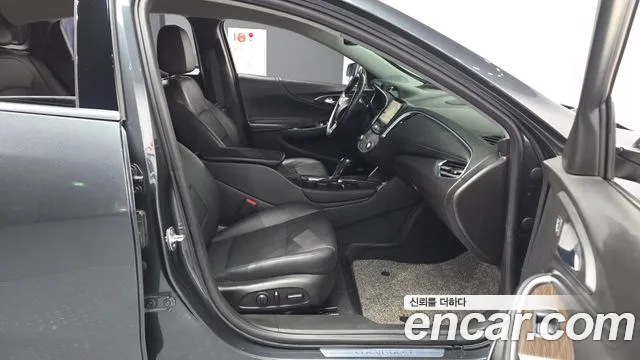 ChevroletGMDaewoo Malibu 2018 thumb 10