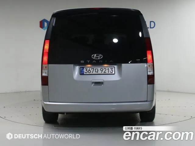 Hyundai Staria 2021 thumb 4