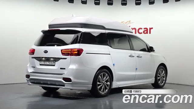 Kia Carnival 2020 thumb 2