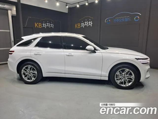 Genesis GV70 2023 thumb 3