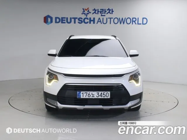 Kia Niro 2022 thumb 3