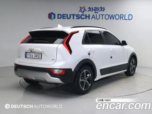 Kia Niro 2022 thumb 4