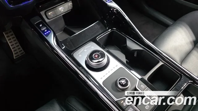 Kia Sorento 2023 thumb 9