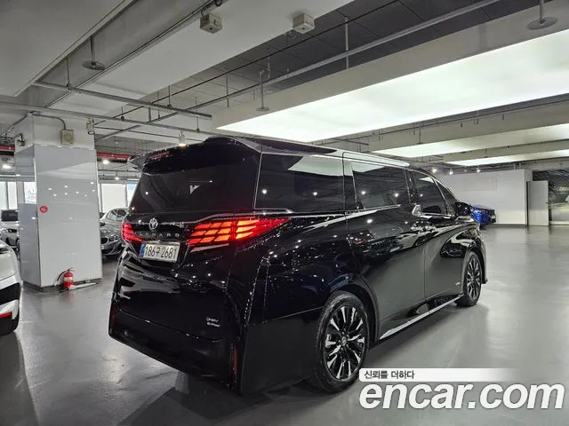 Toyota Alphard 2025 thumb 4