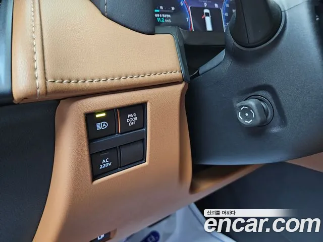 Toyota Alphard 2025 thumb 9