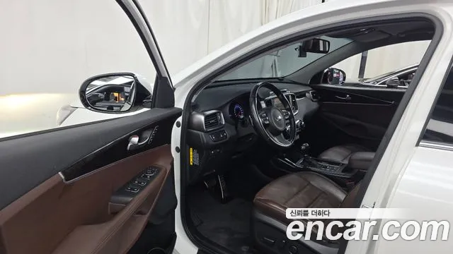 Kia Sorento 2017 thumb 10