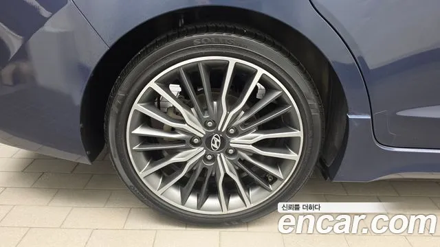 Hyundai Avante 2017 thumb 5