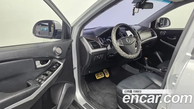 KG_Mobility_Ssangyong KORANDO 2016 thumb 10