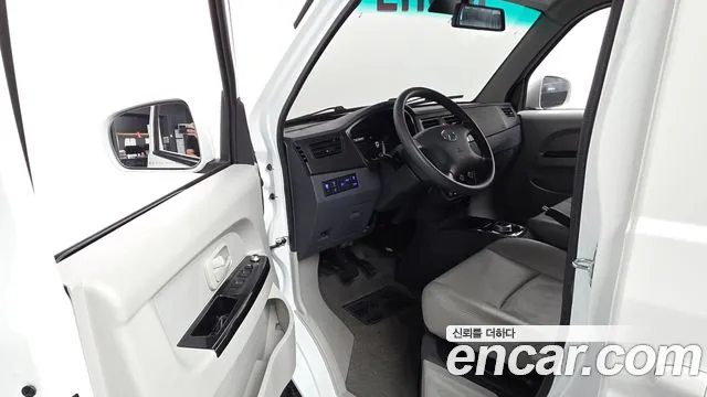 Xin yuan ET Van 2023 thumb 10