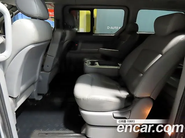 Hyundai Starex 2013 thumb 7